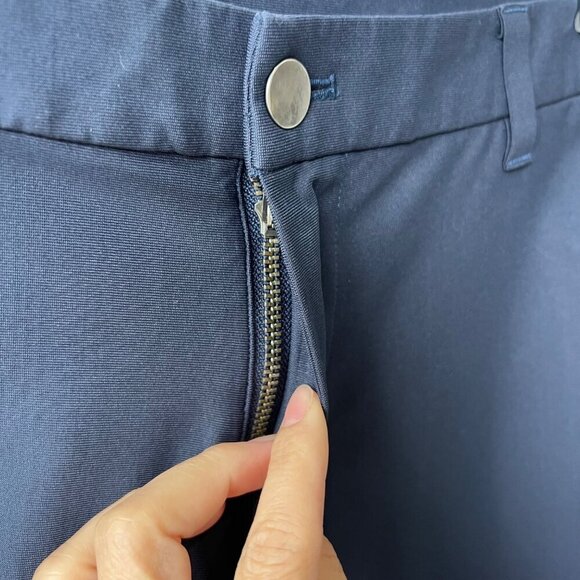 Lululemon Commission classic fit shorts, navy, Size 34 B175 - Picture 7 of 10